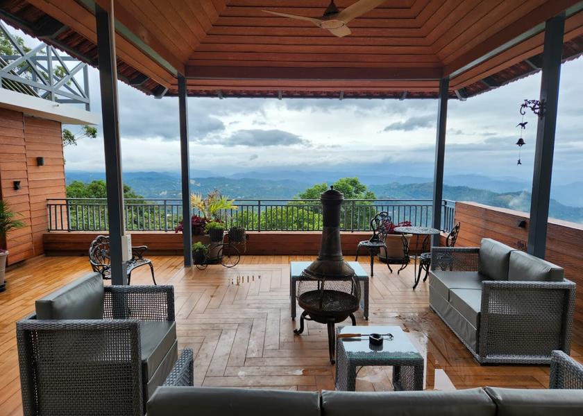 Kerala Munnar Premium Valley View Room