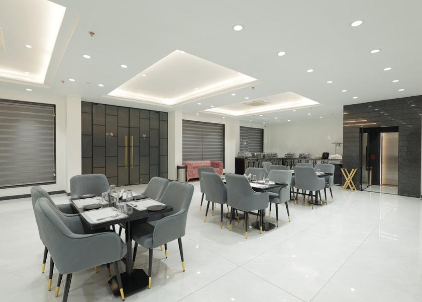Uttar Pradesh Agra Food & Dining
