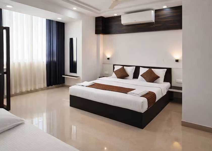 Maharashtra Shirdi Premium Room 2 Bed -Complimentary Shuttle Pickup and Drop to Sai Baba Temple (Gate 2)