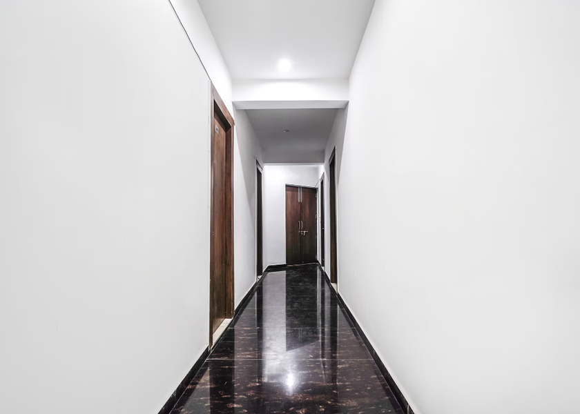 Uttar Pradesh Noida Lobby