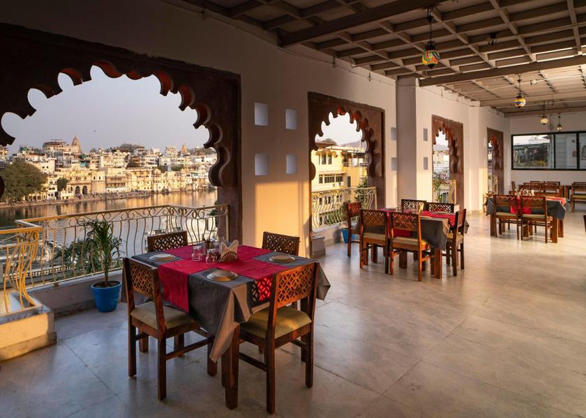 Rajasthan Udaipur Public Areas