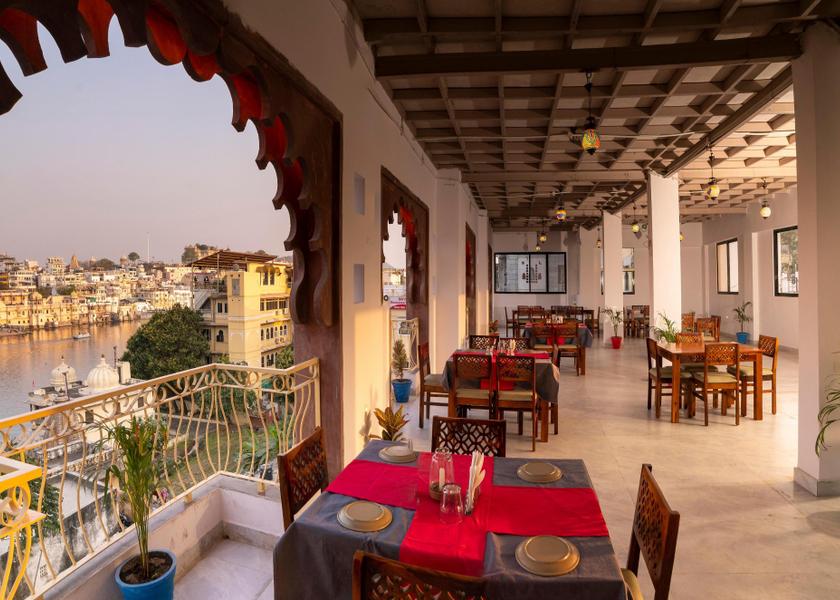 Rajasthan Udaipur Public Areas