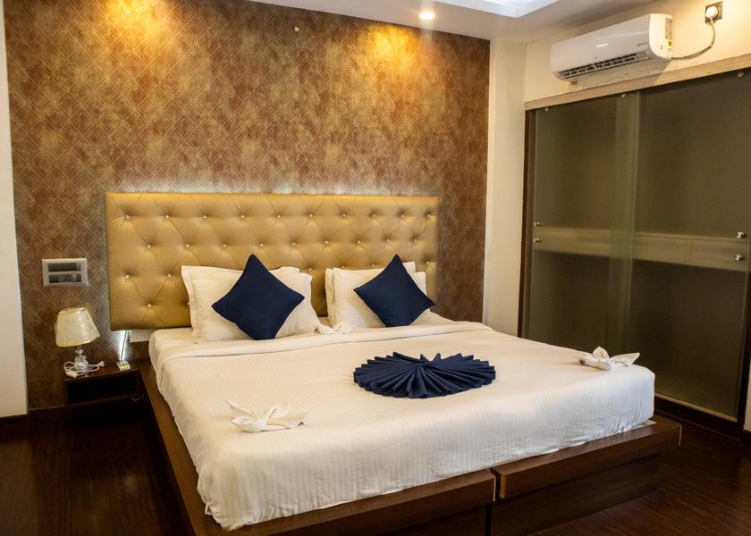 Karnataka Bangalore Deluxe King Suite