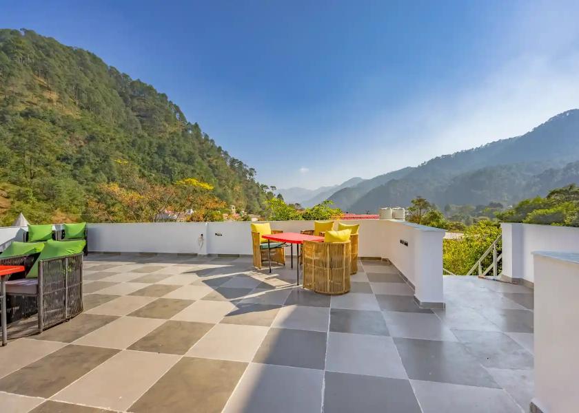 Uttarakhand Bhimtal Public Areas
