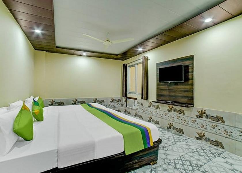 Uttarakhand Haridwar Standard Room