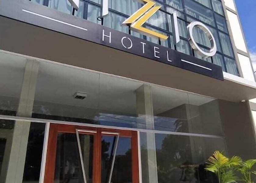 Cordoba San Francisco Facade