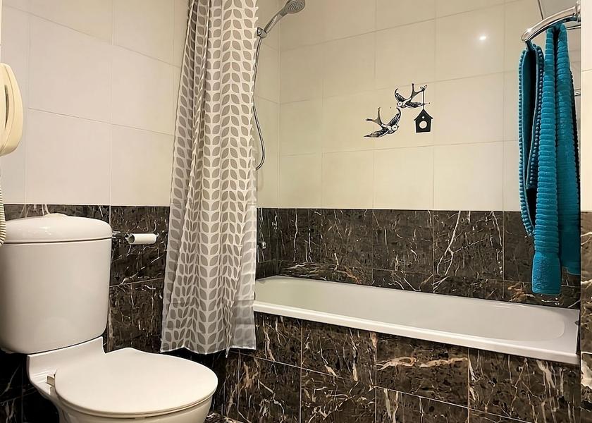 Nova Scotia Sydney Bathroom