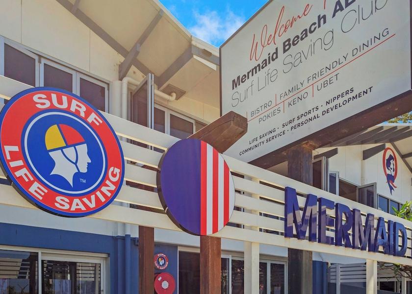 Queensland Gold Coast Beach Bar