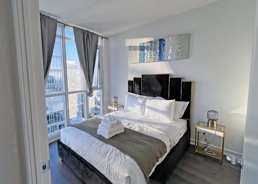 Ontario Toronto Room