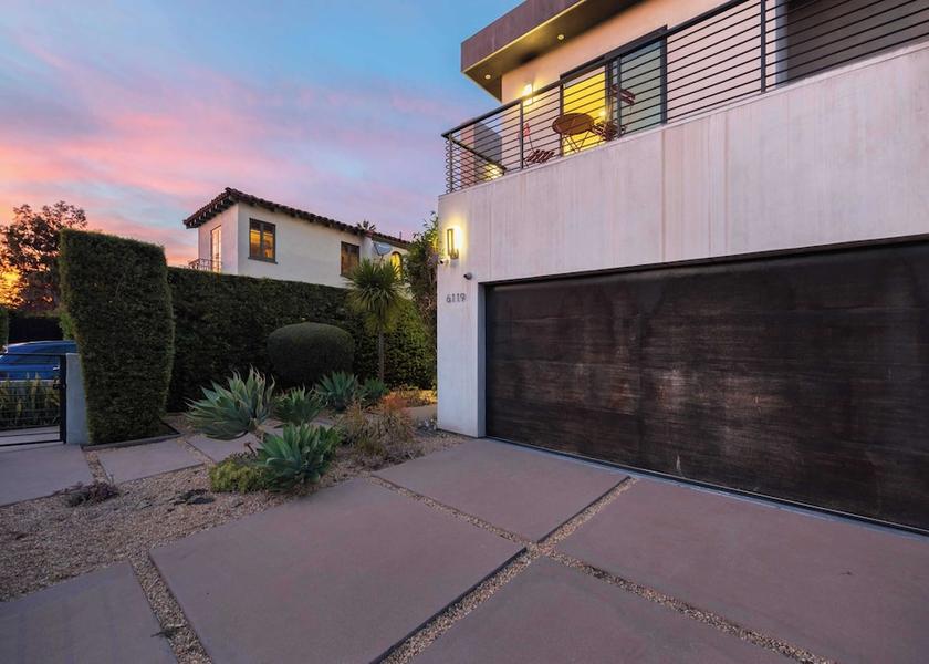 California Los Angeles Exterior Detail