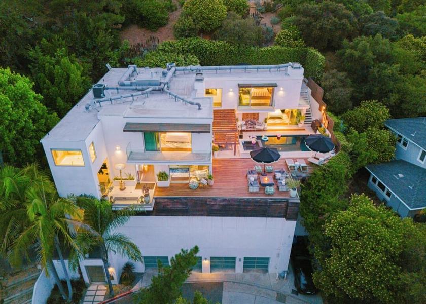 California Los Angeles Exterior Detail