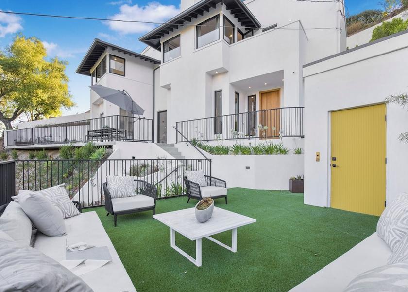 California Los Angeles Property Grounds