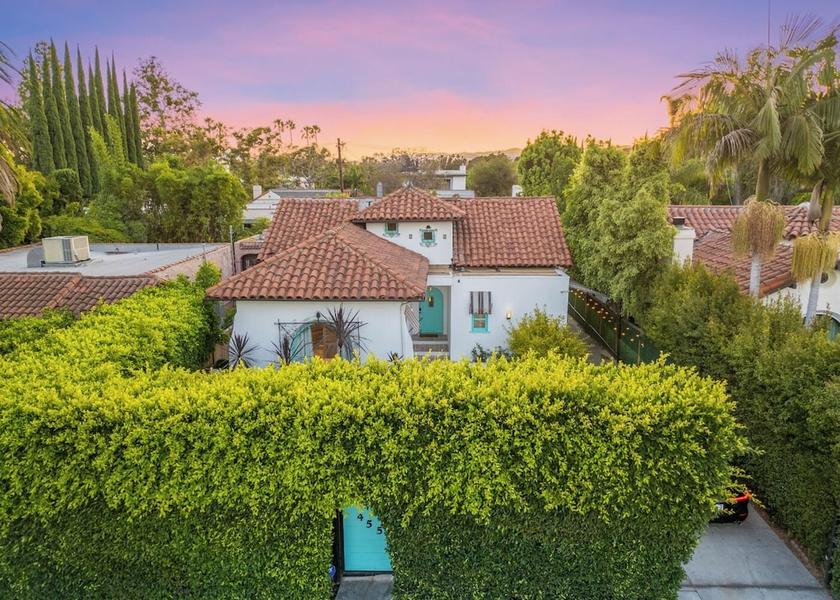 California Los Angeles Exterior Detail