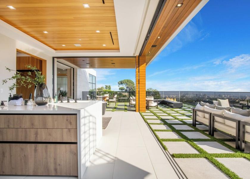 California Los Angeles Terrace