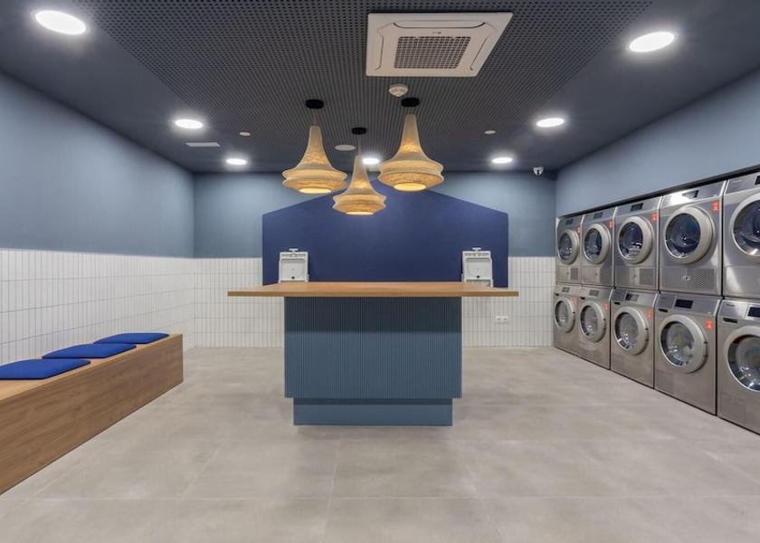 Community of Madrid Madrid Laundry Room