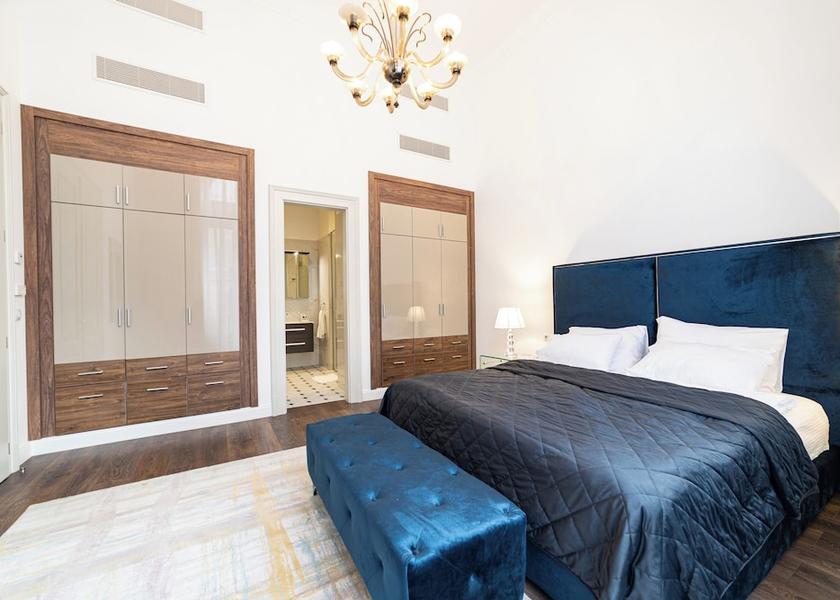  Budapest Room