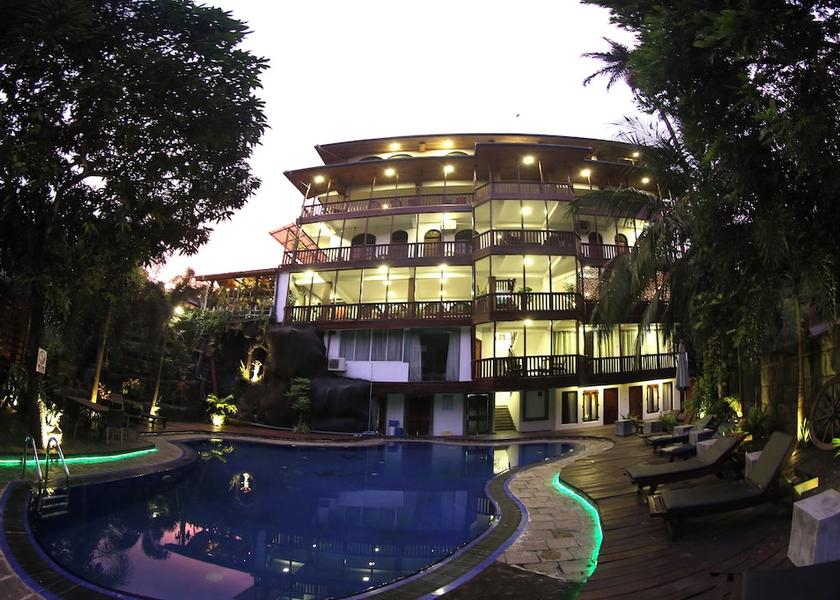 Central Province Kandy Facade