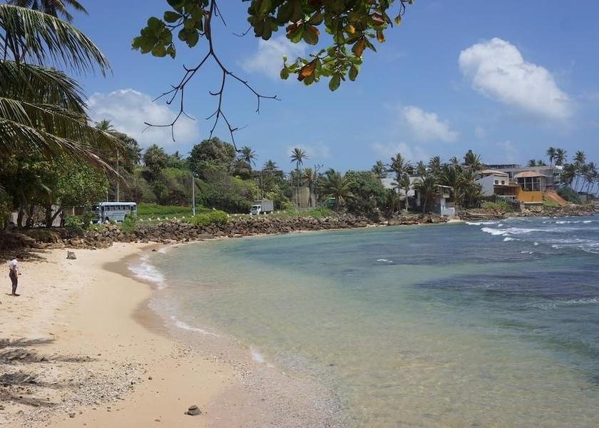 Southern Province Kalahe Beach