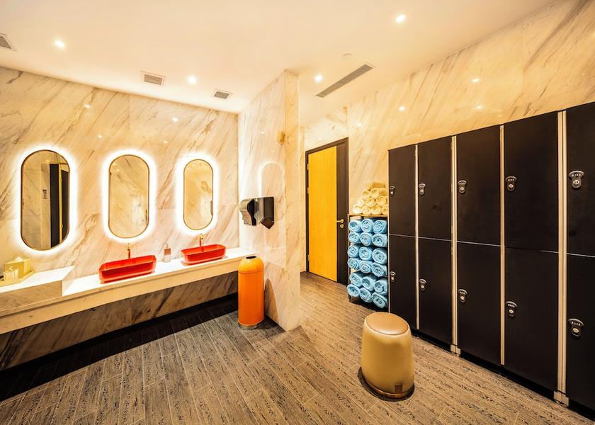  Macau Steam room
