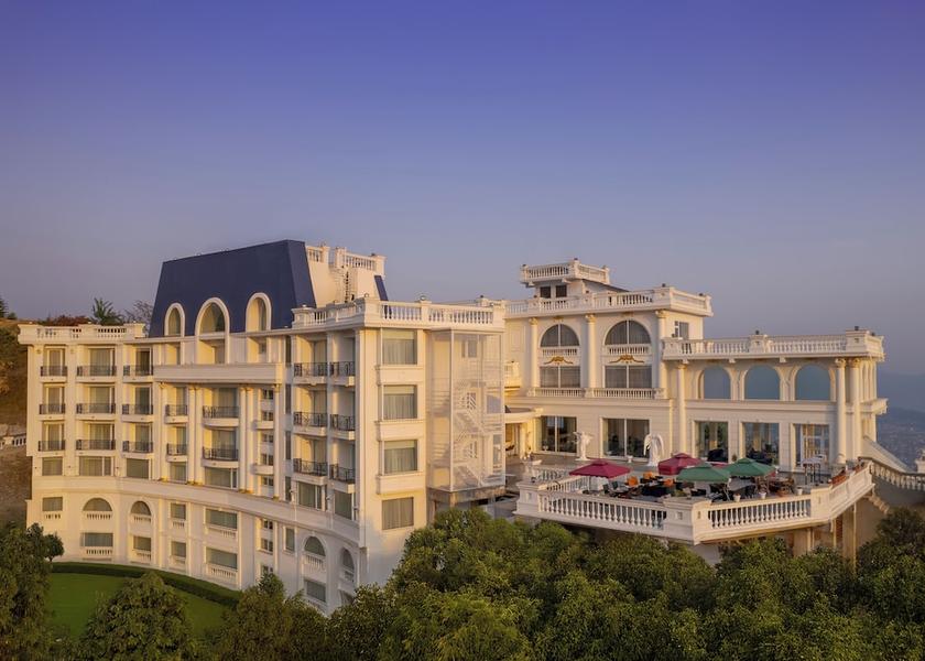 Gandaki Pokhara Exterior Detail