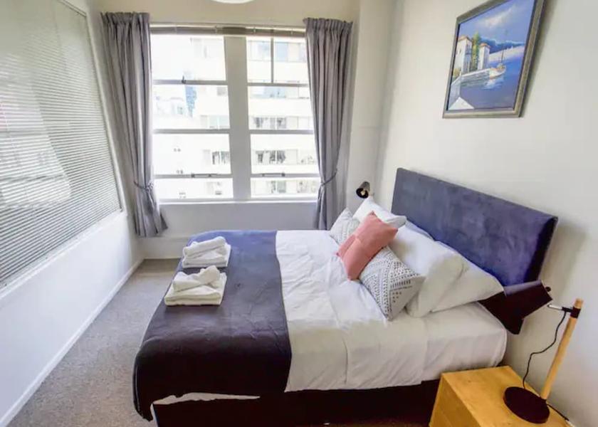 Auckland Region Auckland Room