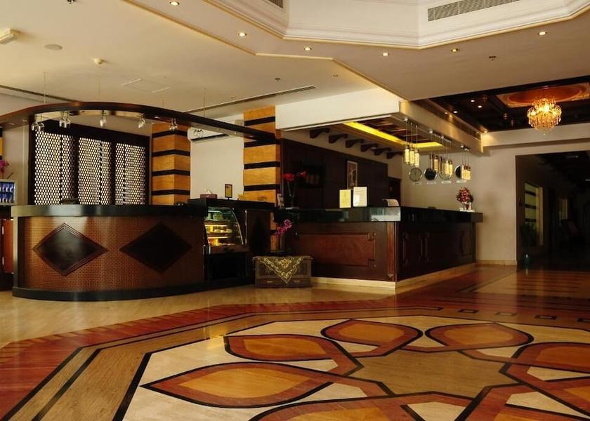  Muscat Reception