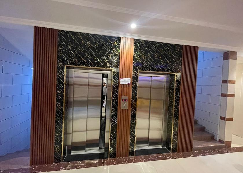  Jeddah Elevator