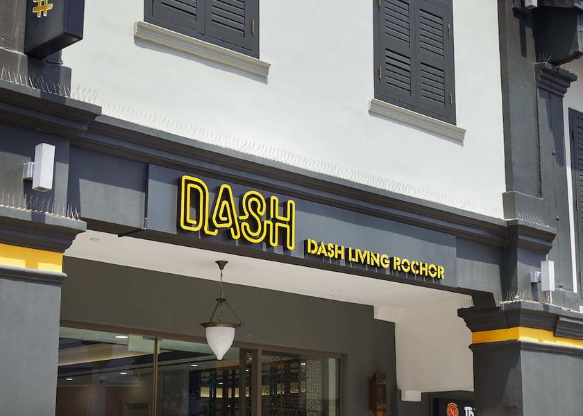  Singapore Exterior
