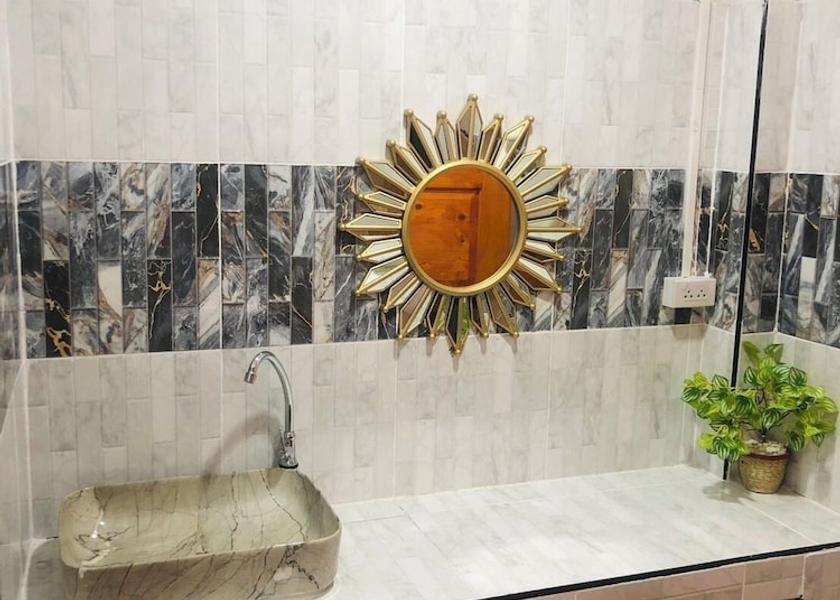 Samut Prakan Province Bang Phli Bathroom