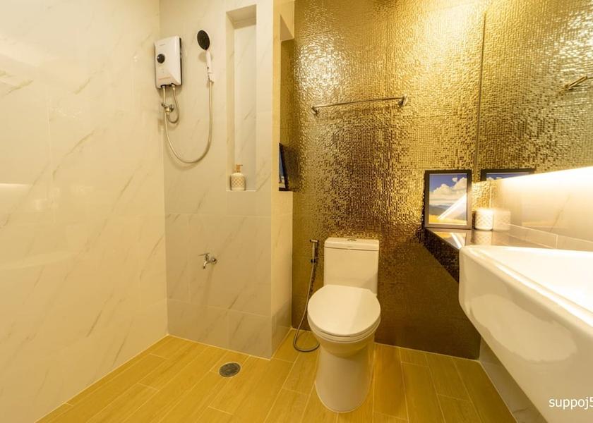 Samut Prakan Province Bang Phli Bathroom