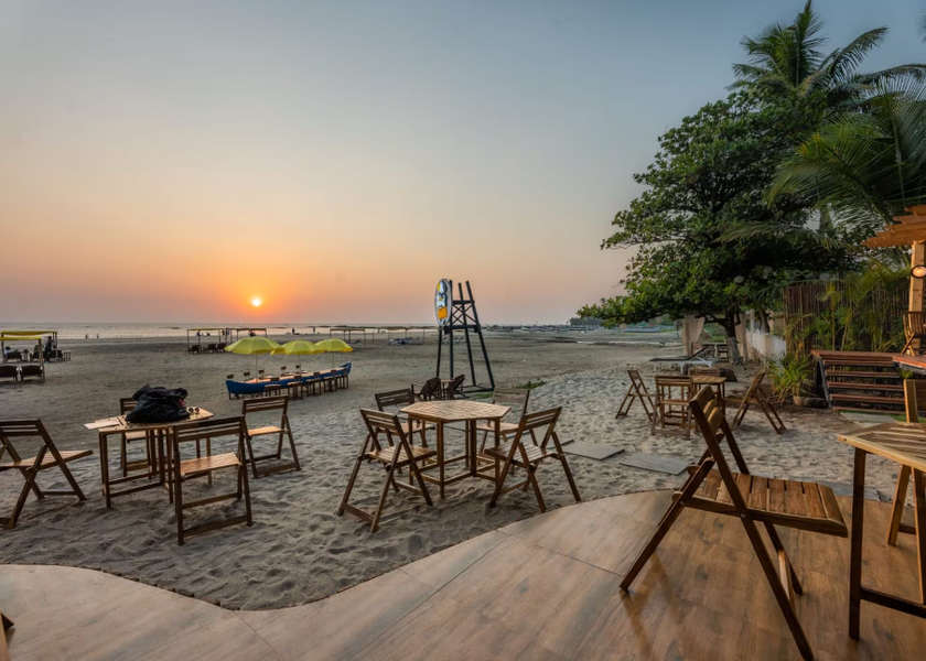 Goa Morjim Food & Dining