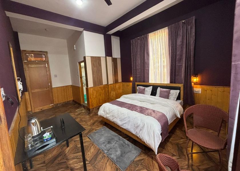 Himachal Pradesh Kasol Luxury Room