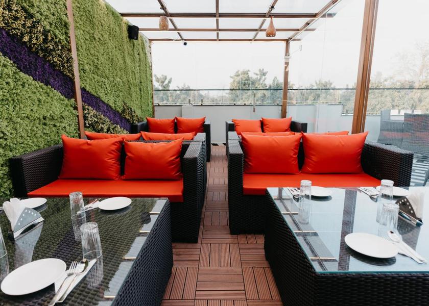 Uttar Pradesh Lucknow Food & Dining