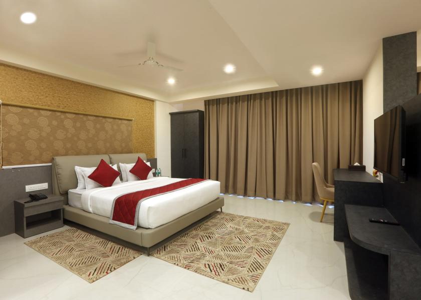 Karnataka Bangalore Signature Suite King Bed Room