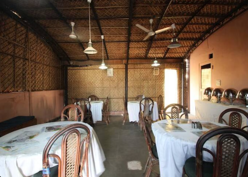 Delhi Delhi Food & Dining