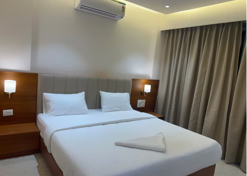 Maharashtra Shirdi Deluxe Double Room with Balcony