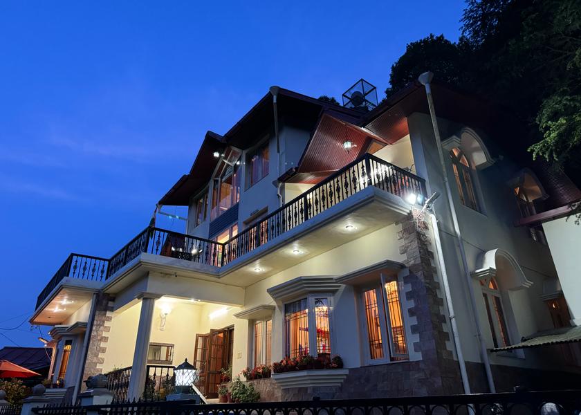 Uttarakhand Nainital Facade