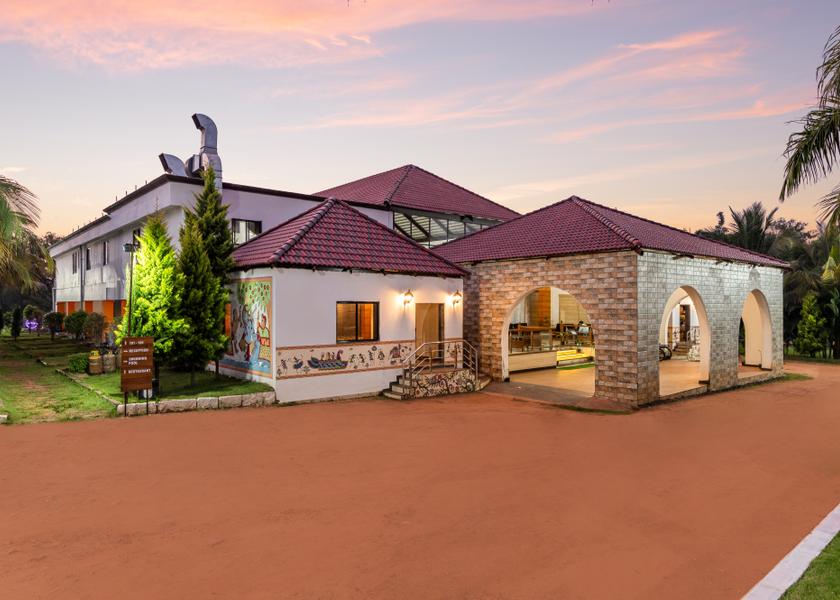 Karnataka Badami Hotel Exterior