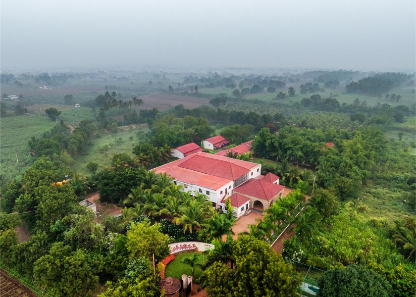 Karnataka Badami Hotel Exterior