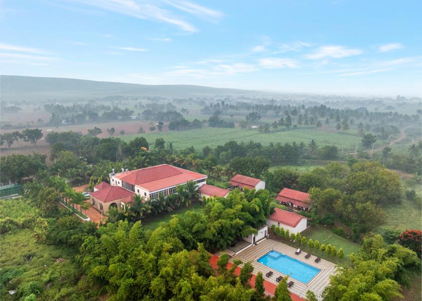 Karnataka Badami Hotel Exterior
