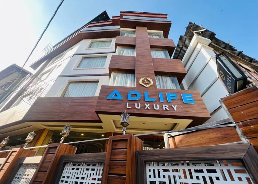 Jammu and Kashmir Srinagar Hotel Exterior
