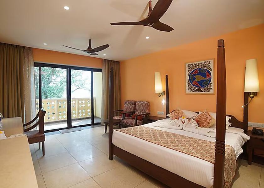 Madhya Pradesh Mandav AC Deluxe (Downstairs)