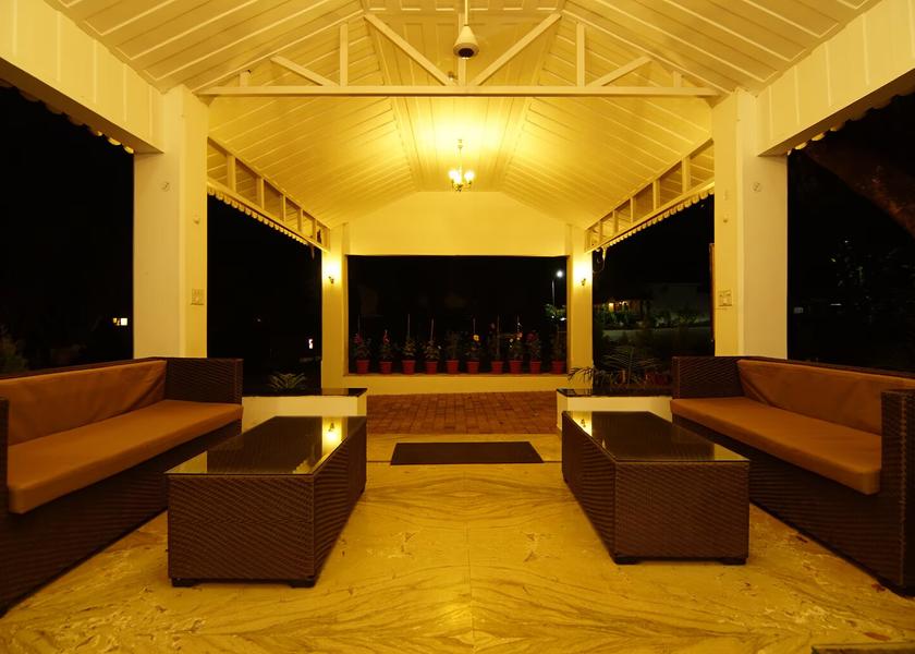 Madhya Pradesh Pachmarhi Public Areas