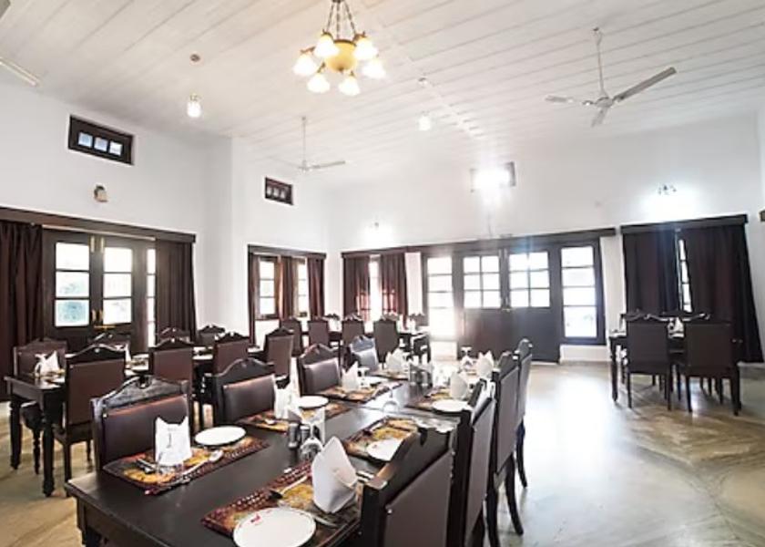 Madhya Pradesh Pachmarhi Food & Dining
