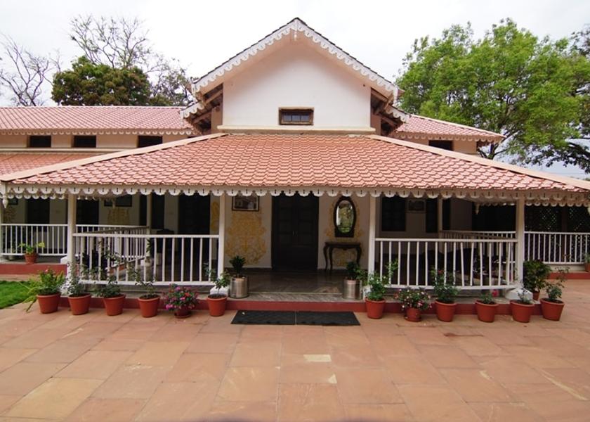 Madhya Pradesh Pachmarhi Public Areas
