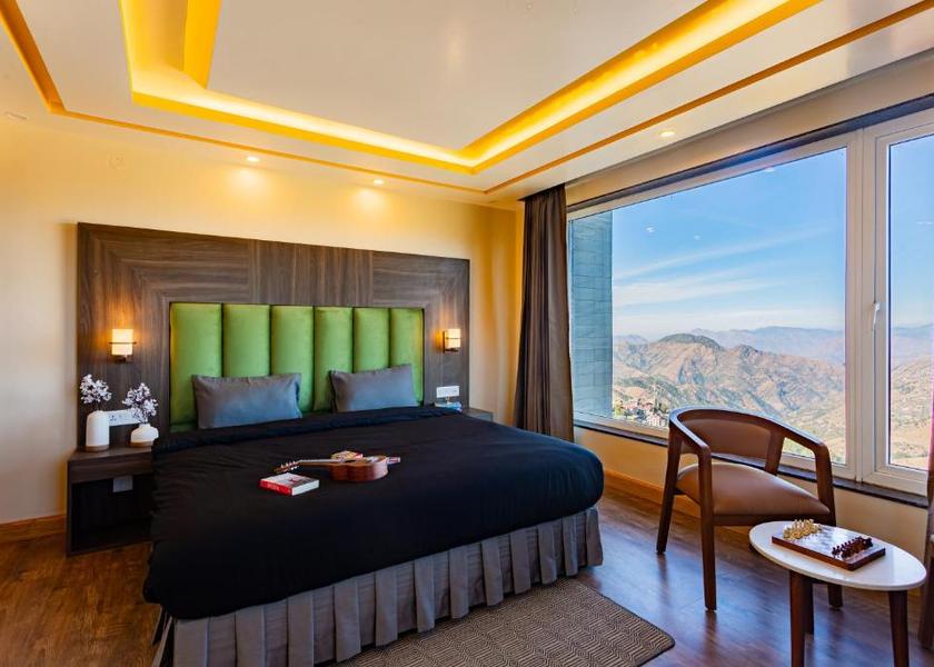 Himachal Pradesh Shimla Deluxe Double Room with Mountain View