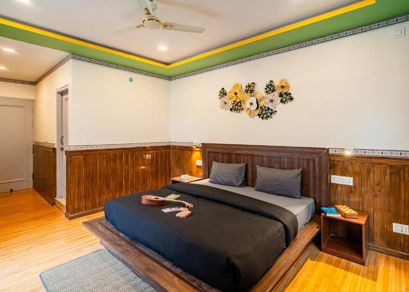 Himachal Pradesh Jibhi Room