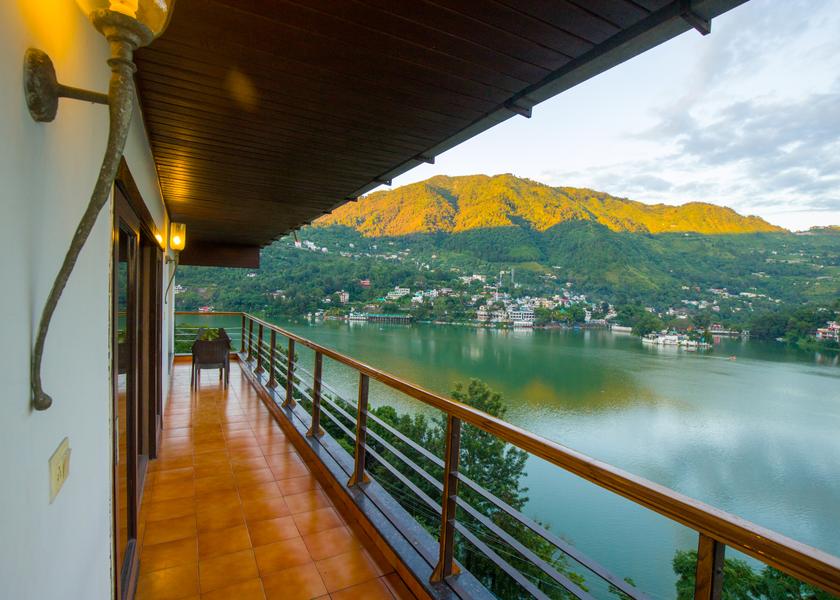 Uttarakhand Nainital Hotel View