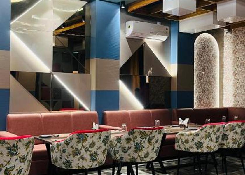 Uttar Pradesh Gorakhpur Food & Dining