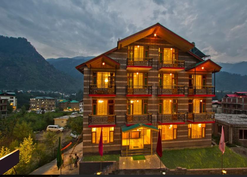 Himachal Pradesh Manali Hotel Exterior